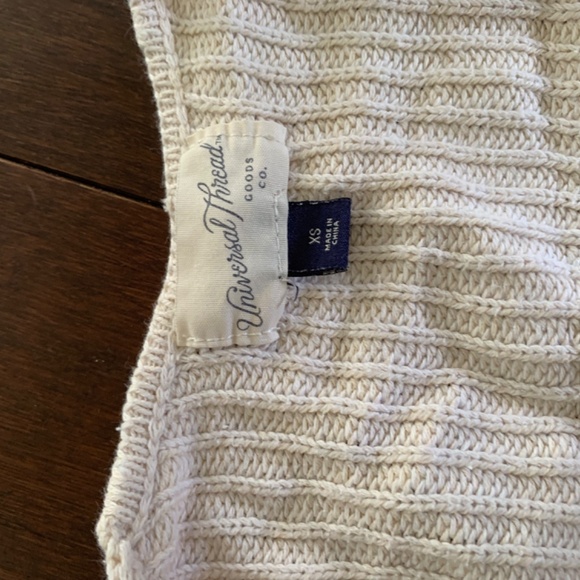 Universal Thread Sweater - Picture 2 of 2